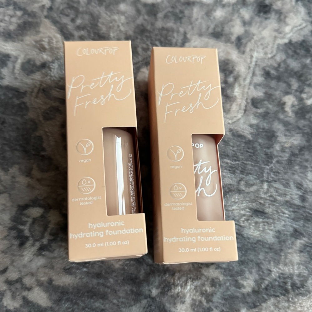 Colourpop Bundle of Two Foundations Light 40N NWT